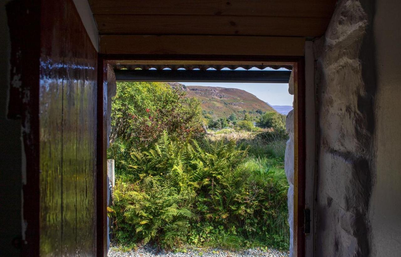Half Of 12 Camustianavaig Villa Camastianavaig Buitenkant foto